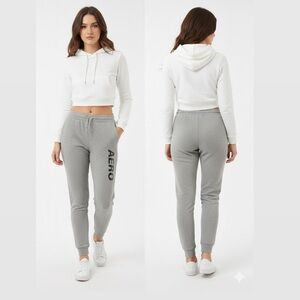 Aeropostale Women's Light Gray Joggers